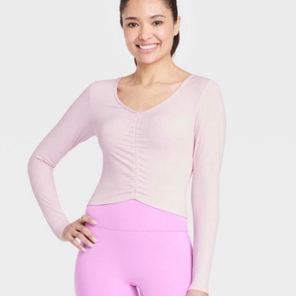 all in motion Tops - Women's Flex Shirred Cropped Long Sleeve T-Shirt - All in Motion